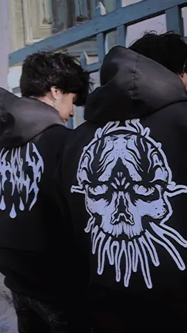 CORTAVIENTOS DISPONIBLES 🐺 Envios a todo el Perú 📦 #techwear #modaperu #darkstyle #modaentiktok #gothstyle #outfit #ropa #darkoutfit #techwearfashion 