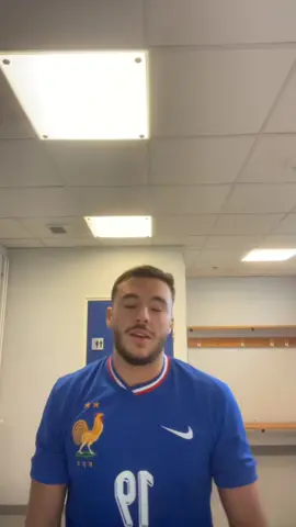 Le temps des cathédrales.  #music #foryou #cover #fyp #fy #pourtoi #comediemusicale @Notre Dame de Paris #gringoire #cathedrales 