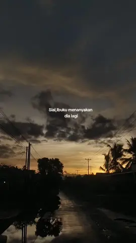 #fouryou #foryoupage #fyp #lewatberanda 