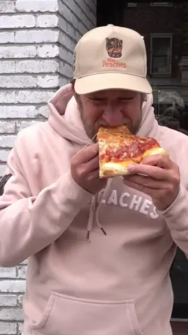 Replying to @annie jeff supremacy Nino always makes great pizza