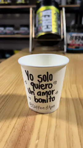 Yo solo quiero un amor bonito. 