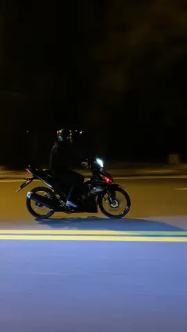 Cái gì vậy bà nội ??? 
