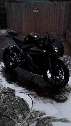 THE BEST BIKE 🔥 credits to the vid: tombikes  #yamaha #yamahayzfr125 #yamahar125 #motorcycle #fy #fyp #viral #edit #edits #capcut 