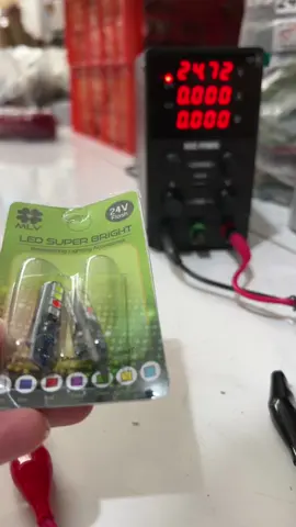 Lampu Senja T10 Lampu Kota 24v nyala 4warna bisa running dan kedip 