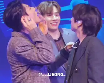 I’ll scream so hard that i lose my voice😭 #thana_pon #ponthanapon #thanapon #spy_v #sailubhemmawich #sailubpon #thislovedoesnthavelongbeans #pitbabetheseries #fyp #foryou #raikantopeni #pitbabefminkorea #pitbabe1stfminkorea 