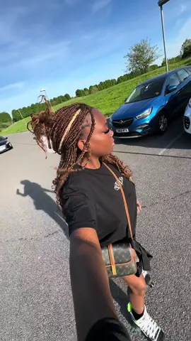 ep #2 : learning to T stop, sorry i wasn’t in the mood to fall today, im still recovering 🥴 #londonskaters #rollerskating #fypシ 