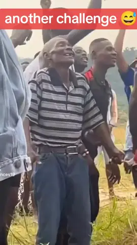 amapiano challenge🔥🔥,.. challenge accepted😅😅,..try out the audio 🔥🔥🔥 🔥🔥 .. . #foryou #moods #fyp #vibes #foryoupage #dance #foryoupage #funnyvideos #dancetothebeat #music #viralvideos #legend #edits #mtp 