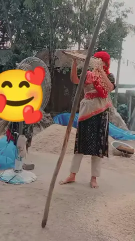 এই মাটির বুকেও প্রেম আছে কষ্ট জানি বুঝবে #viral_video #TikTokTainment #bdtiktokofficial🇧🇩tiktokboangladesh😍 #foryoupage❤️❤️ 