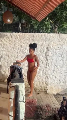 morena muito gata na piscina #gatagostosa👌 #piscina #morena 