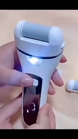 Penghalus Kaki Elektrik Untuk Kulit Mati Dan Kapalan. #penghalustumit #penghaluskaki #penghaluskakielektrik #pembersihkapalan #pengikistumit #kapalan #kakipecahpecahmulusseketika #penghalustumitkakielektrik 