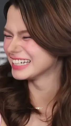 babe you're amazing, you're mah angel come and save me 🤍 #beckyarmstrong #beckyangels #tulipsofb #tulipsofreen 