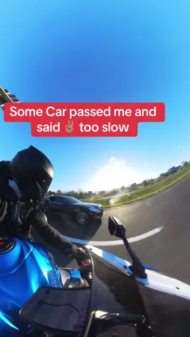 You have to humble these Cars 🙂 #motorcycle #bikelife #gsxr1000 #suzuki #jimyofficial 