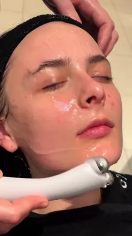 yes this is normal! Our best-selling FACEGYM Pro EMS tool is truly an instant non-invasive facelift!  The tool’s patented triple-wave technology gives a firmer, more sculpted look in as little as ten minutes by sending randomized electrical impulses deep within the skin to stimulate the muscles in the face, leaving you sculpted, lifted and snatched! #FACEGYM #thefacegym #faceworkout #lymphaticdrainage #facialmassage #ems #electromagneticstimulation #facelift #snatchedface #snatchedjawline 
