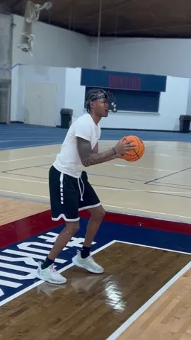 Hand In Yo Face Basketball Product! #basketball #fyp #viral 