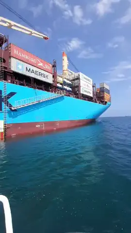 Práctico a Tierra  #presenciadedios🌎🙏🙏🙏 #travesias #sea #vessel #maerksline⛴️ #puerto #pilotboat 