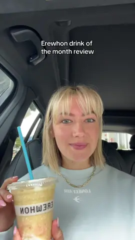 YUM 🍍🥭🥤 #erewhon #foodreview #smoothie #mukbang 