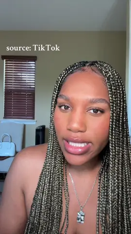 am i using this wrong SOMEONE HELP #makeup #clueless 