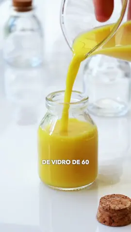 Shot Matinal - antioxidante, anti inflamatório e termogênico. Ingredientes 2 laranjas  2 limões  250g de gengibre  2 xícaras de água gelada 1/2 colher de chá de cúrcuma  Pitada de pimenta do reino  🎬 Siga o modo de preparo do vídeo. Armazena na geladeira por 1 dia ou no congelador por até 30 dias. Dica 1. Se o gengibre for orgânico você pode lavar bem e usar com casca. Se não for, você pode retirar a casca usando uma colher para raspar. Dica 2. Retire as cascas da laranja e do limão para o sabor ficar mais agradável. Se as frutas forem orgânicas e você quiser usar com casca, tá tudo bem. Dica 3. Se estiver congelado, é só passar para geladeira antes de dormir que de manhã estará perfeito para tomar. #comidas #comida #receitafacil #receitasfaceis #receitaspraticas #receitapratica #receitas #receita #receitasfit #receitafit #receitasaudavel #receitassaudaveis 