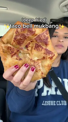 Taco bell deep fried crunchwrap mukbang asmr #fyp #fypツ #tacobell #crunchwrap #cooking #mukbang #eating #asmr #crunchysounds #eatwithme #recipes #foodtiktok #foryou #foodreview #FoodTok #food #fastfood #hack #Foodie #viral #fastfoodhack #secretmenu 