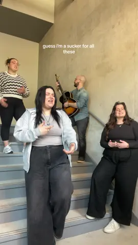 SITUATIONSSS COMING IN HOTTT🥳🪩 pr3sav3 in my b!o🙈 #singer #singing #unreleased #originalmusic #newmusic #situationship #antoniococuzzo @Ave @isabella couto  