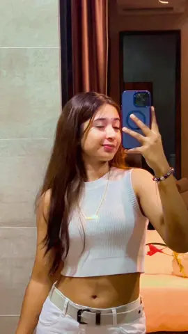 Kaingehhh ellam semma kuthali 🫵🏻❤️‍🔥😘 . #fyppppppppppppppppppppppp #viralvideo #macha #fypシ゚viral #onthisday 