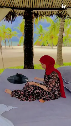 Melahaan camal oo dalxiiska yaa jeceshay ina isku racdaan saxiibada iyo jecaylka ama kalinimo 🛫🏖️🏝️🚤