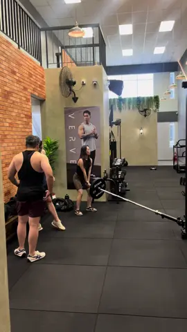 Bey soba bey😫 moh kita bagi free trial 7 hari dulu! Follow and dm je!😔😔😔 #fyp #foryoupage #gym #viral #malaysiacore #malaysiantiktok #lifestylegym #cheras #gymkl #workout #kualalumpur #nevergiveup #chill #Fitness #fitnessevent #fitnessmalaysia #oxygenfitnesscheras 