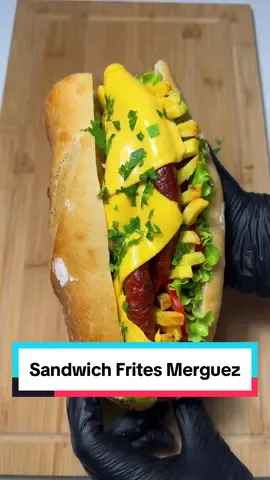 Sandwich Frites Merguez 😍 Banger de l’été ☀️ #sandwich #merguez #grillade 