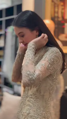 Berkebaya #ralineshah #cantikindonesia #wanitaindonesia #kebaya #kebayaindonesia 