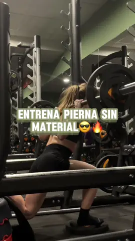 Entrena pierna sin material 😎🙌 Os dejo por aquí unos tips para que el entrenamiento sea efectivo: 1. Intentad hacer los ejercicios de forma unilateral, para crear mayor dificultad. 2. Si os podéis comprar unas bandas para glúteo mejor que mejor seguro que en shein hay baratas. 3. Podéis aplicar la sobrecarga, aumentando de peso o con bandas o con garrafas o una mochila con libros. 4. Aplicad la tensión mecanica realizando los ejercicios de forma lenta y controlada. ¡Sígueme para más contenido! 😎🤟🏽 #pierna #ejercicioencasa #rutinapiernas #legday #entrenamientoencasa #cuadriceps #gluteo #calistenia 