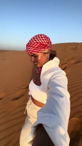 Today was a core memory day for sure  #sanddunes #dubai #visitdubai #travellife #uae🇦🇪 #dubaisafari 