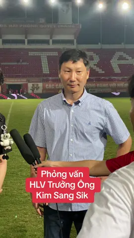 Phỏng vấn  HLV Trưởng Ông Kim Sang Sik #kimsangsik 