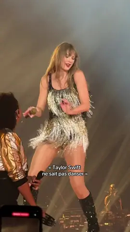 Expliquez moi ça alors svp. Merci 😌 @Taylor Nation @Taylor Swift #taylorswiftcantdance #parisN4 #theerastour #erastourparis #erastour #TSTheErasTour #paristheerastour #theerastourparis 