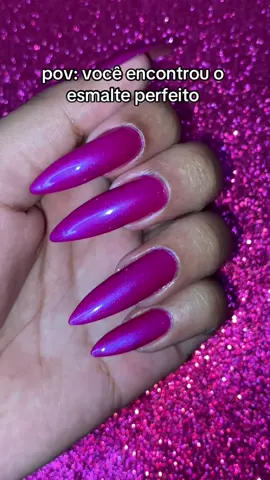 Licor de Cranberry Risqué 💖💅🏽 #fypシ #unhas #esmalte 