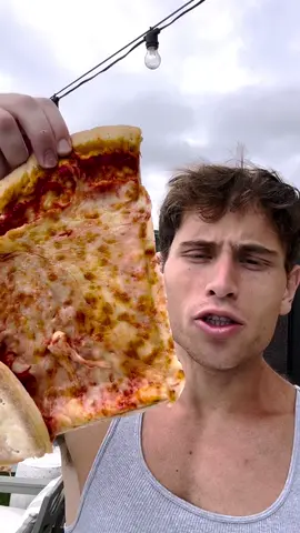 Not the biggest slice in the world? #fyp #foryou #pizza #chicago 