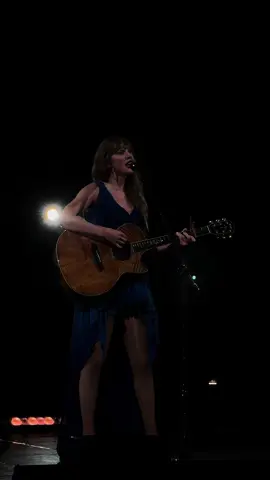 The Alchemy x Treacherous mashup  #thealchemy #taylorswift #ladefensearenaparis #swiftie #viral #foryoupage #surprisesong #erastour #pariststheerastour #TSTheErasTour #live #concert #swifttok #popular #foryoupage #foru 