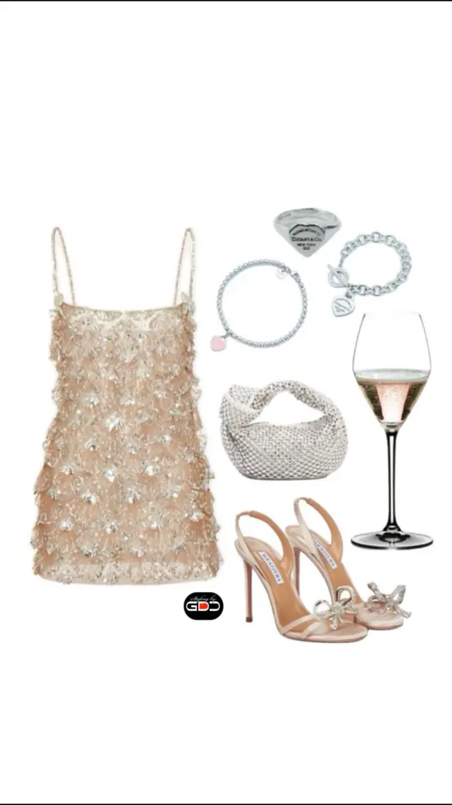 𝗙𝗮𝗻𝗰𝘆 𝗮𝗻𝗱 𝗖𝗮𝘀𝘂𝗮𝗹 outfit for ss24 for day and night!✨🪽🤍🪩🦢 . Styling by GDC 🖤♥️✨