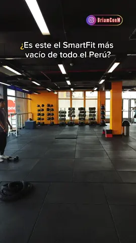 ¿El SmartFit más VACÍO del Perú? 🗿 Sígueme, guapo. #gym #gimnasio #gymrat #smartfit #bodytech #peru #briamconm