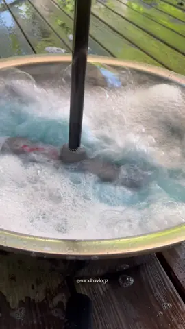 patio cleaning☀️🪣🧼 #fypp #CleanTok #satisfying #scrubbing 