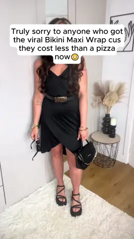 Such a good deal🤩🔥! #mumsoftiktok #spotlight #bodypositivity #swimwear #beachwrap #musthaves #tiktokmademebuyit #springsale 