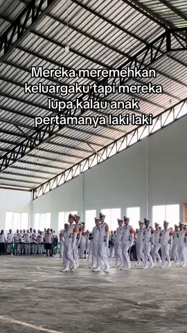 Perlu di ingatin spertinya ... #fyp #kata #pelayaran #tarunapelayaran #pelayaranindonesia #xyzbca #ilmupadiabangkuh🌾🌾🌾 #menyalaabangkuh🔥 #izinnor 