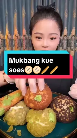 Mukbang Kue Soes🫓🫓🥖🥖 #mukbang #asmr #mukbangeatingshow #asmrsounds #mukbangchinafood #asmrchinafood #foodchina #sweetfood #mukbangs #duoyin #fyp #tiktokmukbang #viralmukbang #beranda #masukberanda 