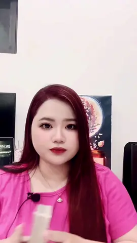 Có 1 ngườ… #tarot #tarotreading #traibaichung #traibaitinhyeu #traibaitarot #loikhuyen #thongdiepvutru 