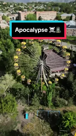Es fühlt sich an, als wäre man mitten in einer Apocalypse ☠️🏭🏚️😱 #lostplace #lostplaces #lostplacesgermany #verlasseneorte #verlasseneortedeutschland #abenteuer #deutsch #deutschland #allein #apocalypse #unglaublich #gruselig  @LostHistorie 