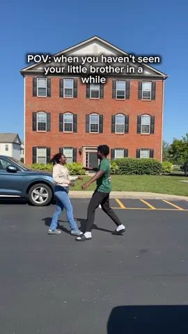 Never a dull moment when we see each other  #Siblings #brothers #siblingchallenge #siblinglove👫 #brotherandsister #youngerbrother #oldersister #famliy #sisterandbrother #allfun #goodtime #spendingtimetogether 