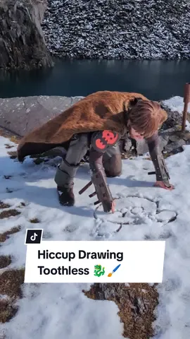 Hiccup Haddock drawing Toothless 🐉🖌️ #howtotrainyourdragon #hiccuphaddock #httyd #hiccupcosplay #toothlessthedragon #httydcosplay #dreamworks #httyd3 #httydhomecoming #cosplay