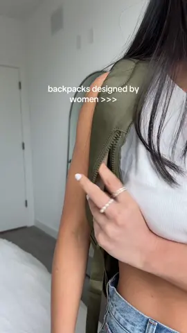 woman owned small business here to simplify your life one step at a time 🤍 #augustnoa #backpack #womanownedbusiness #augustnoabackpack 