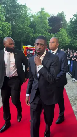 🇫🇷 Ousmane Dembélé arrive aux Trophées UNFP 