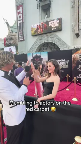 Replying to @SnowyCortez7 she tried her best 😂 #mumble #redcarpet 