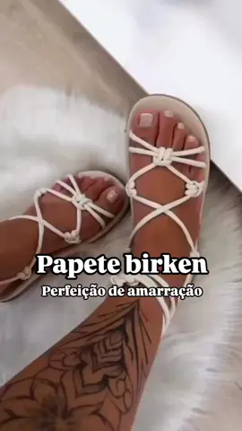 A sandália feminina Birken de amarração é o calçado perfeito para quem busca conforto e estilo em um produto único. Com um design moderno e versátil, essa sandália é ideal para compor looks casuais e despojados, seja para um passeio no parque ou um encontro com as amigas. Link na bio ... e segue lá no meu Instagram 
